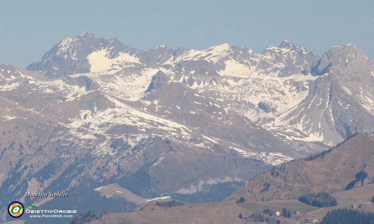 19 Quì ci sono Recastello, Tre Confini e Gleno....JPG